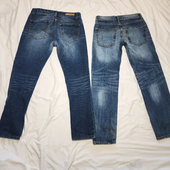Bundle of 2 men's blue jeans, Carbon/JF. Sizes 32x30 and 30x30.  Fair condition. - Picture 5 of 7